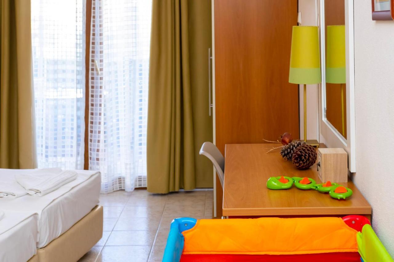 Dimitria Hotel Leptokaryá Ngoại thất bức ảnh
